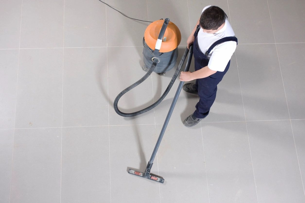 Floor cleaning machine
